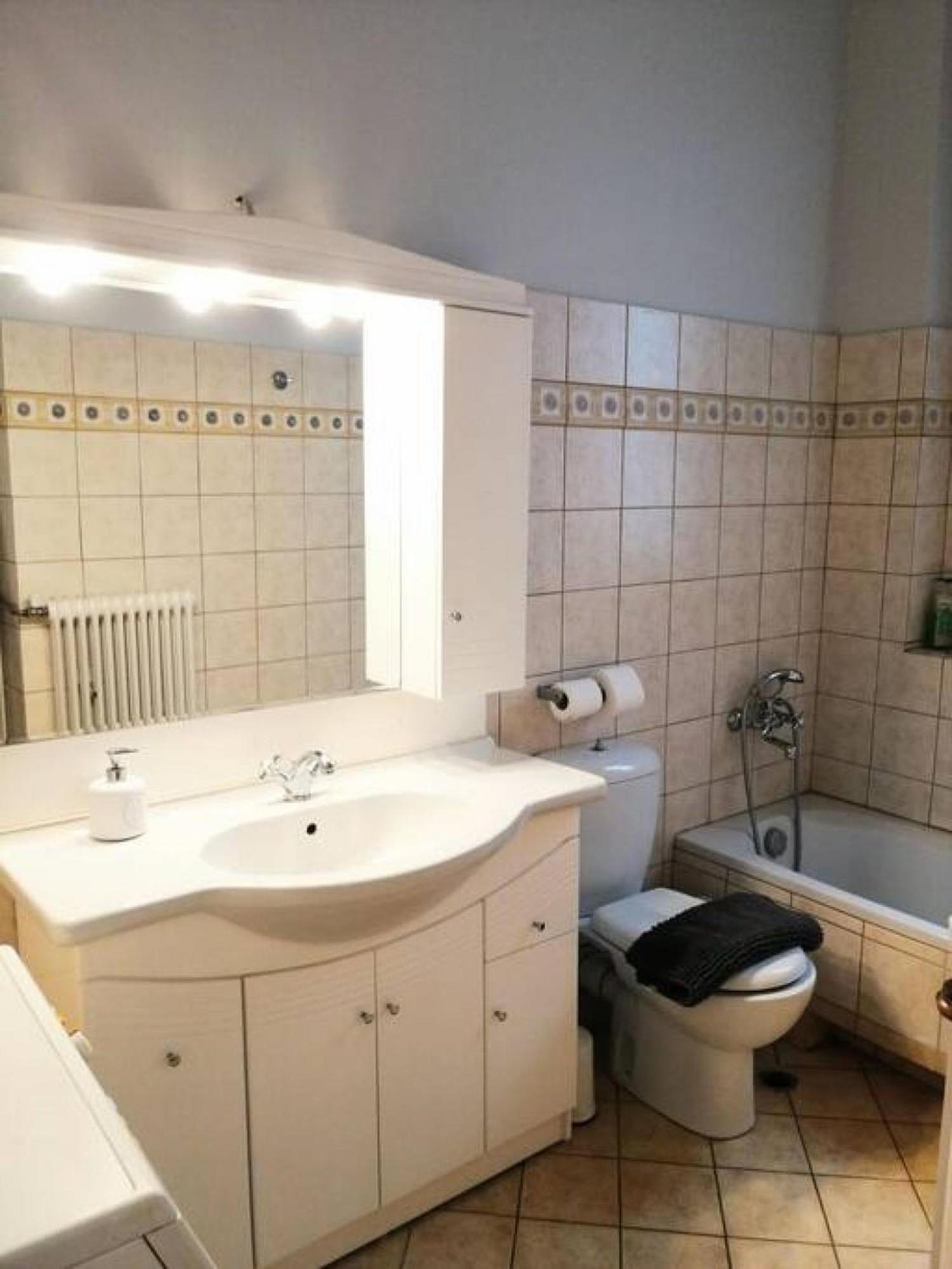 Elegant Apartment Under The Acropolis Афіни Екстер'єр фото