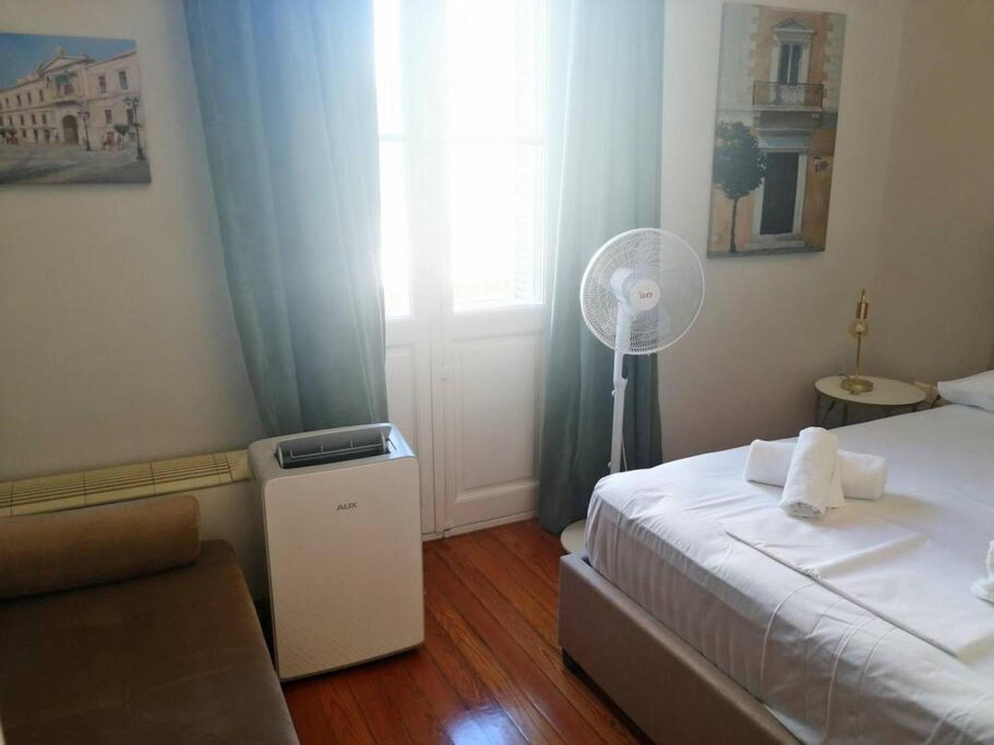 Elegant Apartment Under The Acropolis Афіни Екстер'єр фото